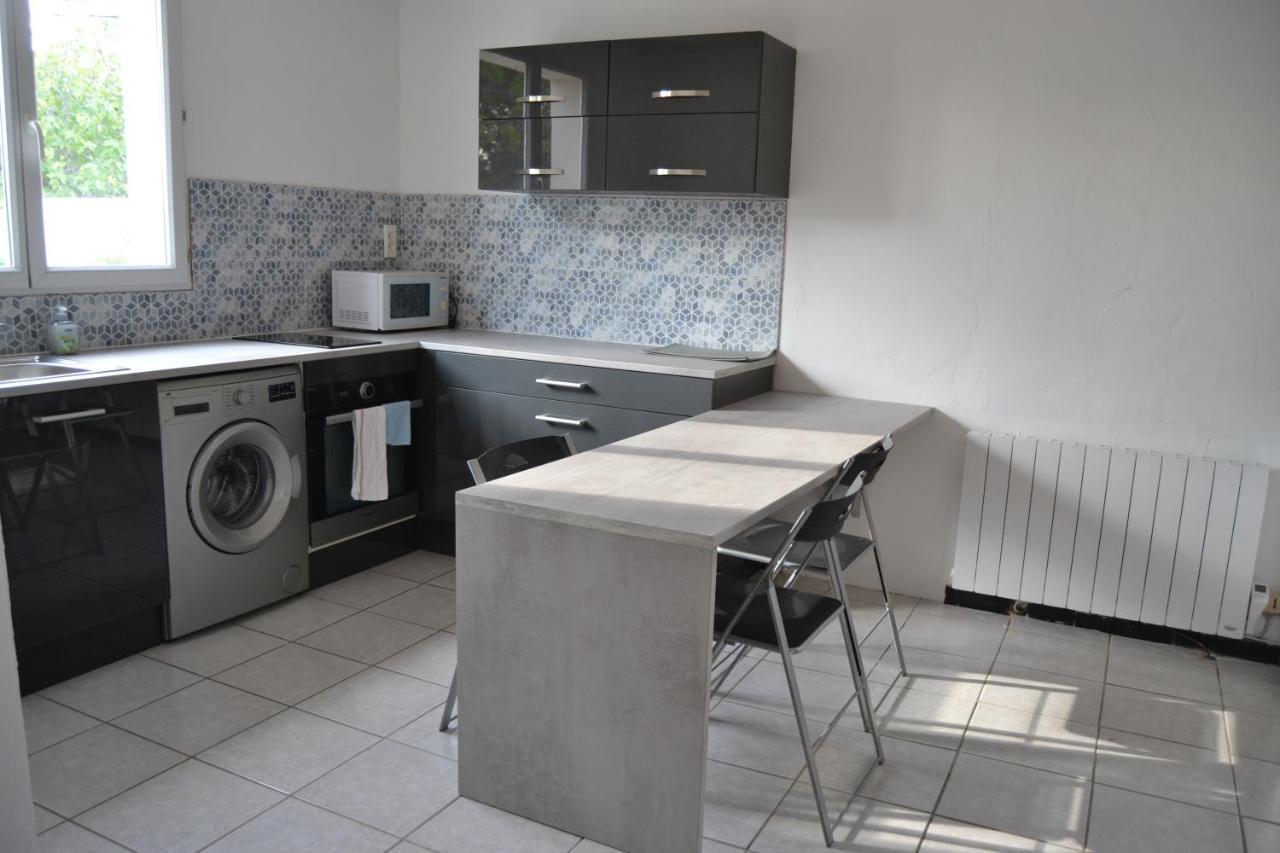 Gite Les Charmettes Vedène Extérieur photo
